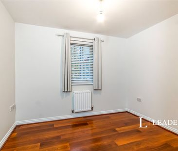 property to rent Gawton Crescent, CR5 - Photo 3