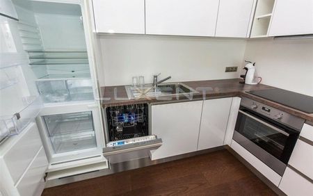 Pronájem bytu Garsoniéra • 43 m² bez realitkyNa Hřebenkách, Praha - Smíchov - Photo 3