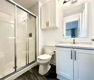 10 Jaguar Private, Stittsville, Ottawa, ON - Photo 1