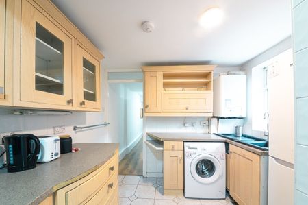 2 Bed Detached House, Barnsdale Road, W9 - Photo 4