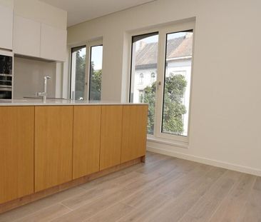 Appartement te huur in Kortrijk voor € 1.350 met 2 slaapkamers - Photo 6