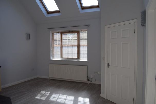 1 bedroom bungalow to rent - Photo 1