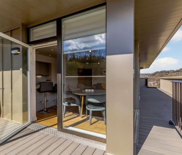 2 bedroom penthouse to rent - Photo 5
