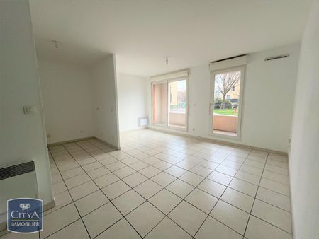Location Appartement 3 pièces 53m² CAVAILLON 84300 - Photo 2