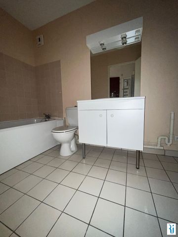 Location Appartement 1 pièce 35m² - Photo 3