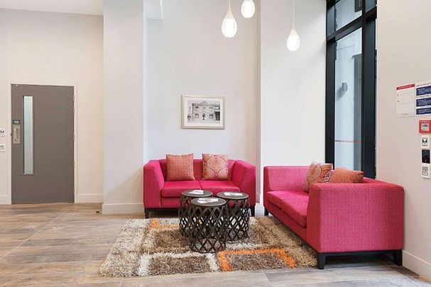 Ramada, 903/147 Victoria Street West - Photo 1