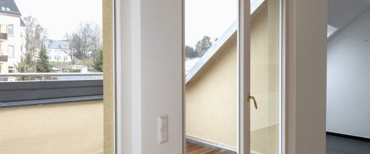 Sanierter Altbau mit Fußbodenheizung und Parkett! - Foto 1