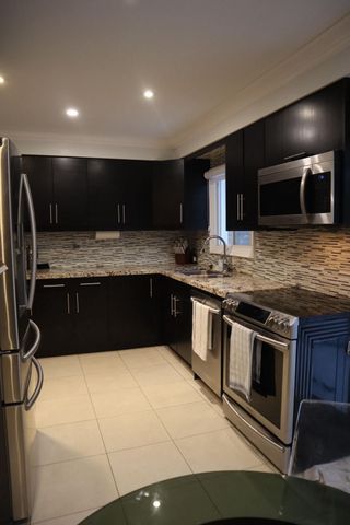 For Lease - 91 Spyglass Hill Road Unit# Main Fl., Vaughan, Ontario - Photo 5