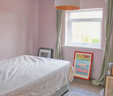 2 bedroom terraced house to rent - Photo 4