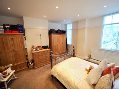 2 bedroom property to rent - Photo 3