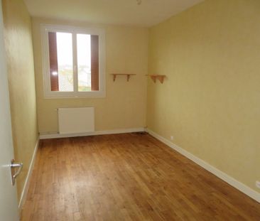 Location Appartement 3 pièces 63m² BELLAC 87300 - Photo 2