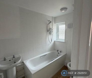 2 bedroom maisonette to rent - Photo 6