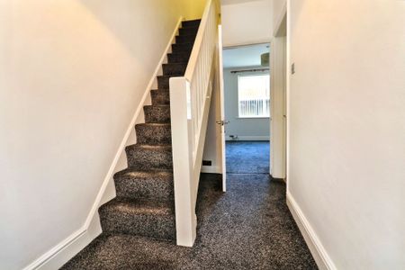 Hope Street, Newton-Le-Willows - Photo 5