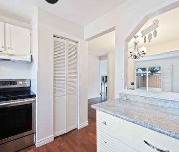 For Lease - 10 Claudette Gate, Hamilton, Ontario - Photo 6