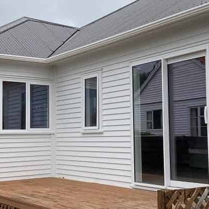 Spacious 3 bedrooms property in central location - Photo 1