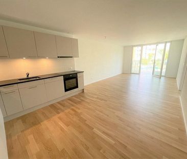 Altersgerechte und moderne 2.5 Zimmer Wohnung - Photo 1