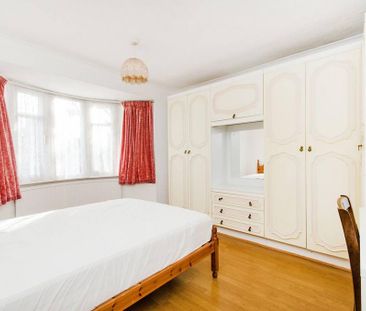 4 bedroom house to rent - Photo 3