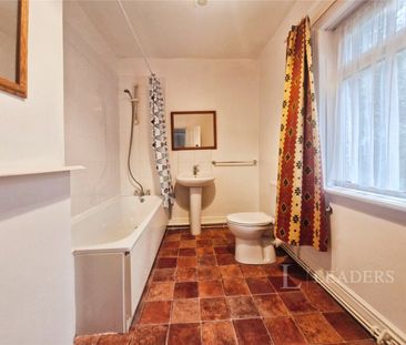 2 bedroom maisonette to rent Bournemouth Road, Chandler's Ford, Eas... - Photo 4