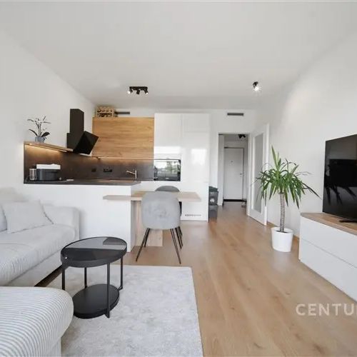 Pronájem moderního bytu 2+kk s balkonem, sklepem a možností parkování – Praha 12, Modřany - Photo 1