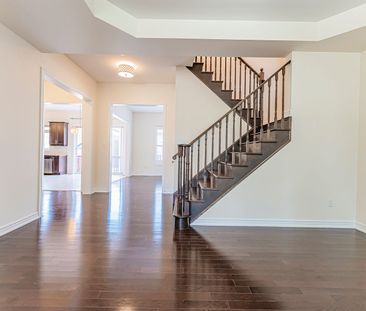 For Lease - 127 Alpaca Drive, Richmond Hill, Ontario - Photo 3