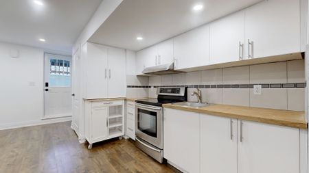 For Lease - 1661 Mount Albert Road Unit# Unit 2, East Gwillimbury, Ontario - Photo 3