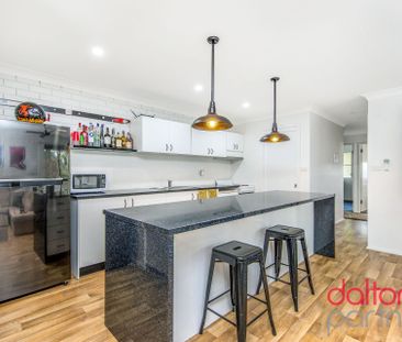 RENOVATED UNIT IN PRIME LOCATION - Photo 3
