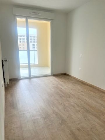 Location Appartement 3 pièces 64m² BORDEAUX 33100 - Photo 2