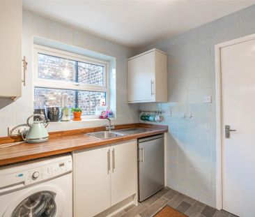 4 bedroom maisonette to rent - Photo 5