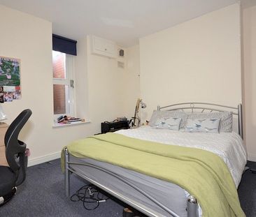 451, Glossop Road, BroomhIll, Sheffield, S10 2PT - Photo 1