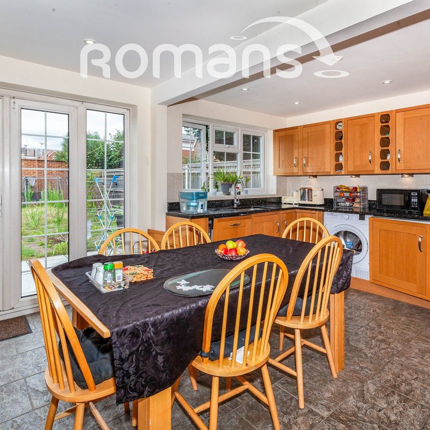 Langdale Close, Maidenhead, SL6 - Photo 1