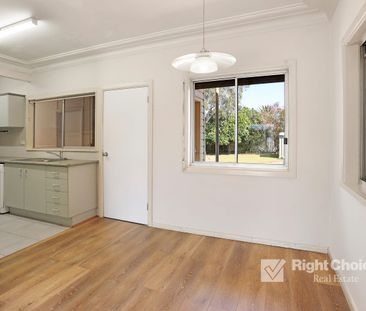 Family Living - Photo 1