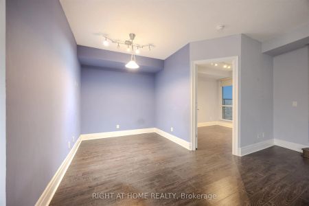 16 Yonge Street #3805 - Photo 4