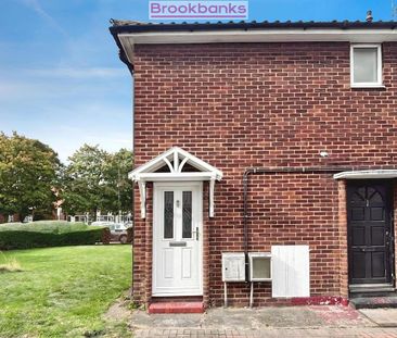 2 bedroom maisonette to rent - Photo 1