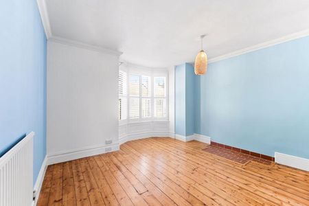 4 bedroom terraced house to rent - Photo 2