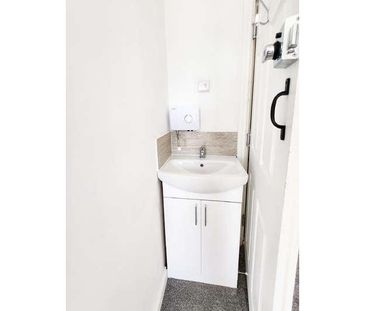 Ashleigh Avenue, Bridgwater, TA6 - Photo 2