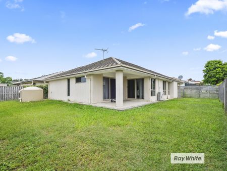 Modern Family Home with newly renovated flooring - 17 Marshall Street, Redbank Plains - Photo 5