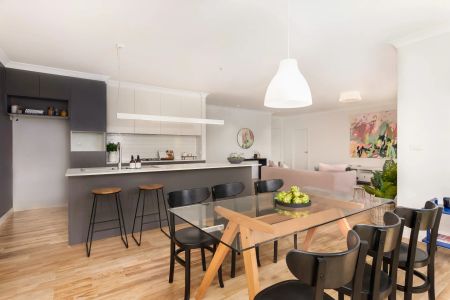 Modern Living in a Prime Location - Photo 3