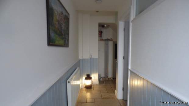 2 bedroom property to rent in Topsham - Photo 1