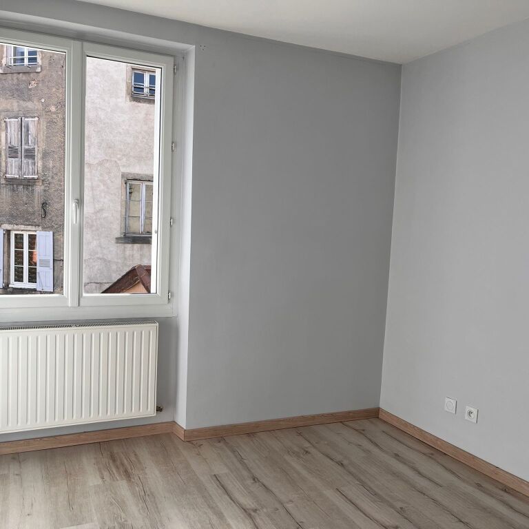 Location Appartement 3 pièces 59m² LE PUY EN VELAY 43000 - Photo 1