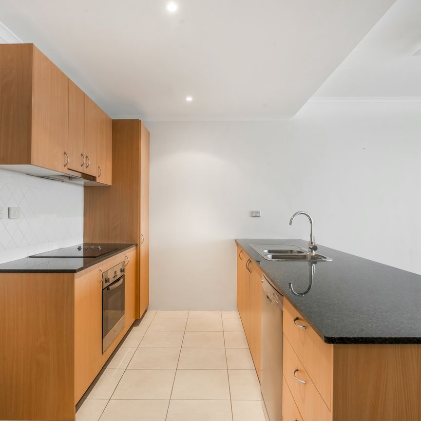 Modern Two-Bedroom Apartment in the Heart of Fairfield - Photo 1