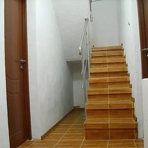 Zona Piata Alba Iulia vila 6 camere - Fotografie 2