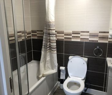 1 Bed Flat, London Street, RG1 - Photo 4