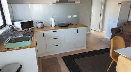 Fresh start for its next occupants - Photo 5