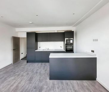3 bedroom flat to rent - Photo 1
