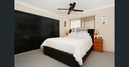 Split Level Family Home close to Trinity College - Photo 3