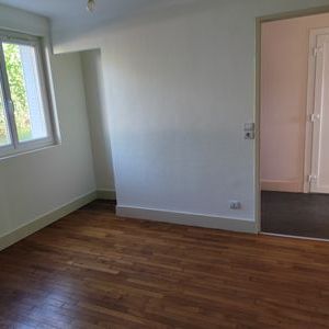 À louer / Appartement F4 / BESANCON QUARTIER MONTRAPON 6 Place Colette - Photo 2