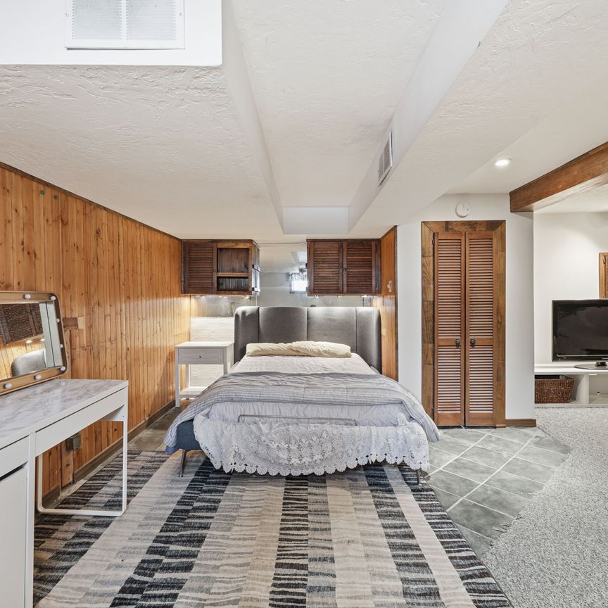 For Lease - 2768 Bucklepost Crescent Unit# #Basement, Mississauga, Ontario - Photo 1