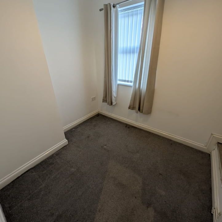 2 Bed Terraced House, Yelverton Road, CH42 - Photo 1