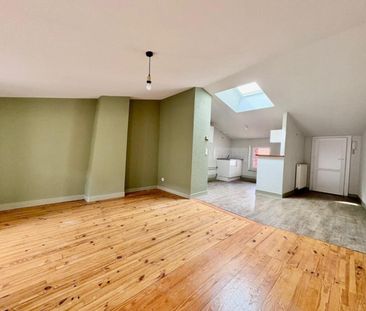 APPARTEMENT T2 BIS A LOUER A ROANNE - CENTRE VILLE - Photo 2