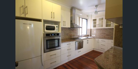 Stylish Apartment in the Heart of Wareemba - Photo 3